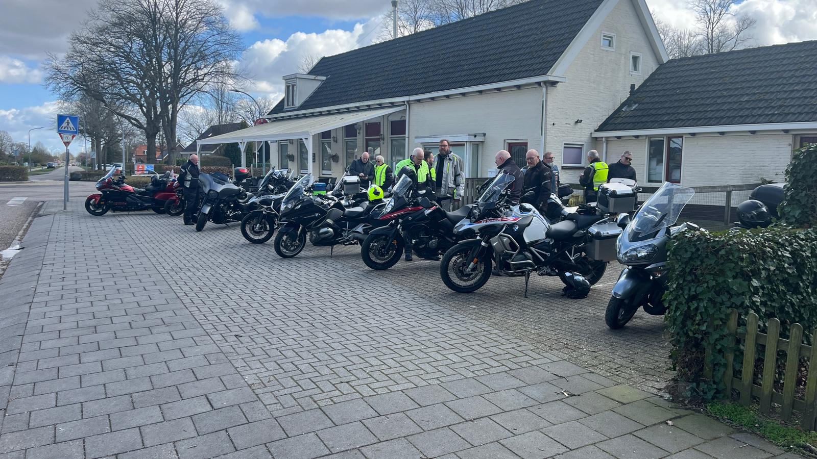 64eac26a-b0dc-4536-86a3-0ce9de6e52df 64eac26a-b0dc-4536-86a3-0ce9de6e52df